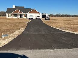 Best Driveway Snow Removal Preparation  in New London, CT